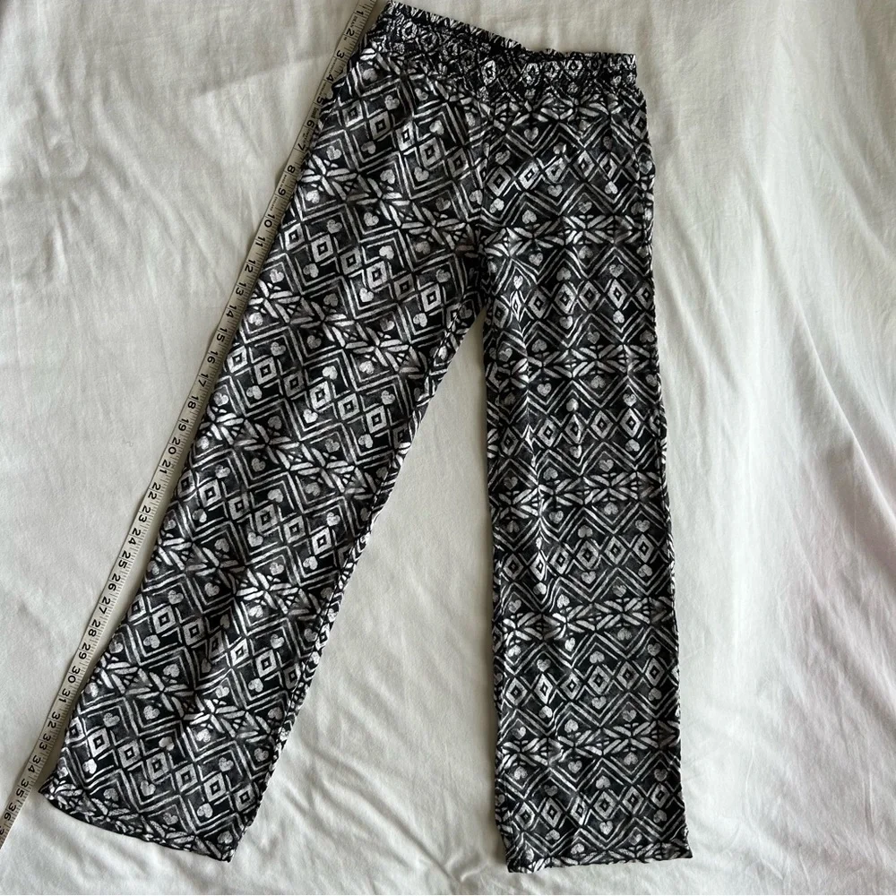 Justice Black & White Bohemian Light Weight Long Pants Size 12S